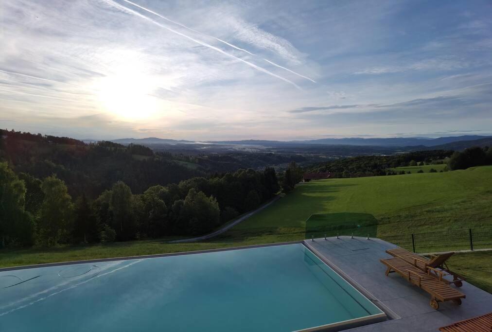 Chalet-Suedsteiermark - Traumhafte Aussicht, Infinity Pool, Privatsphaere, Klima Und De-Luxe Ausstattung Schwanberg Exterior foto